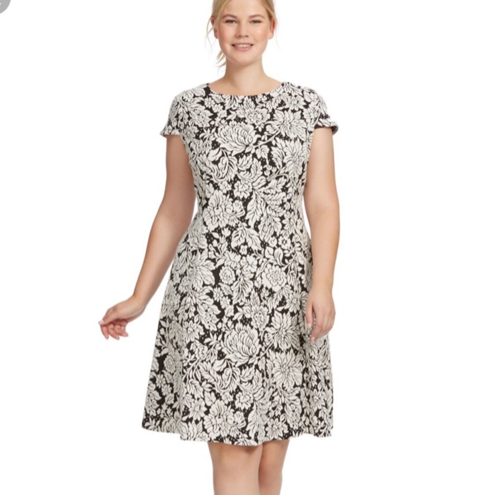 FINAL PRICE! Alfani Fit and Flare Floral Dress 2
